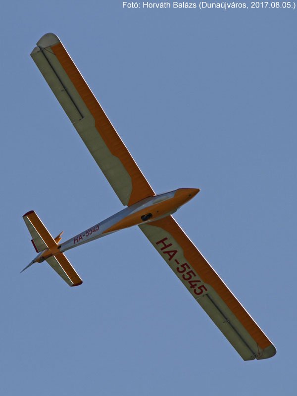 Kép a HA-5545 lajstromú gépről.
