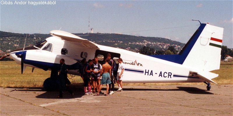 Kép a HA-ACR lajstromú gépről.