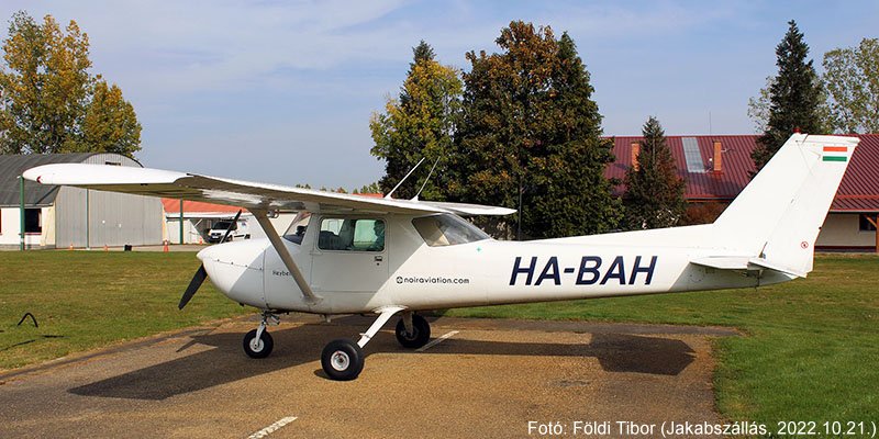 Kép a HA-BAH lajstromú gépről.