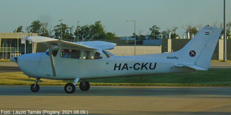 Kép a HA-CKU lajstromú gépről.