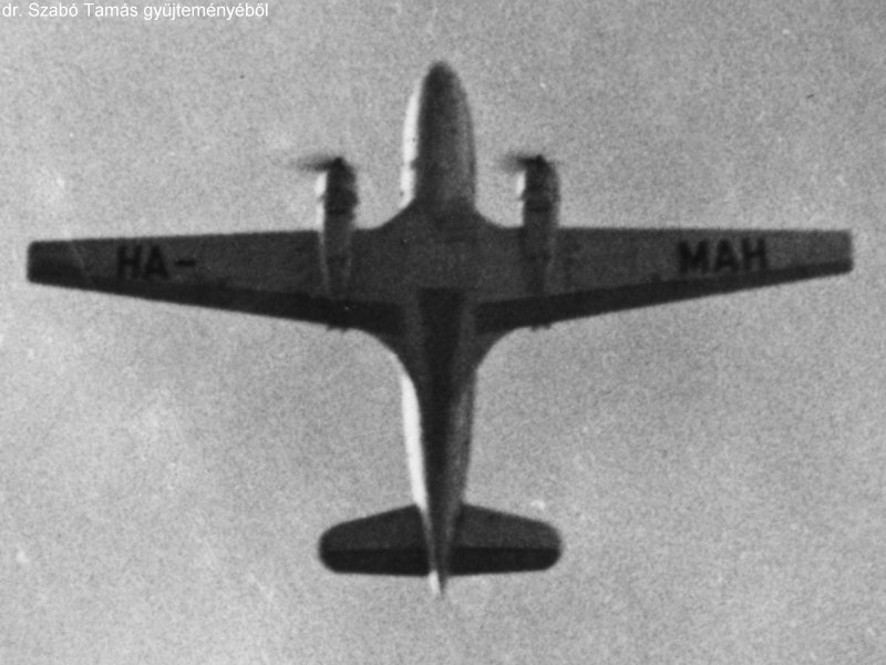 Kép a HA-MAH (2) lajstromú gépről.