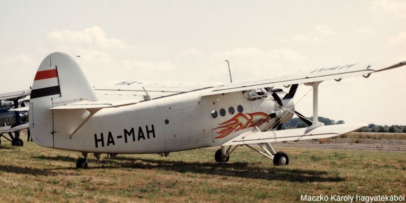 Kép a HA-MAH (3) lajstromú gépről.