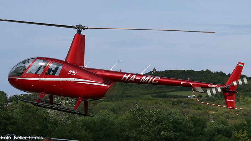 Kép a HA-MIC (2) lajstromú gépről.