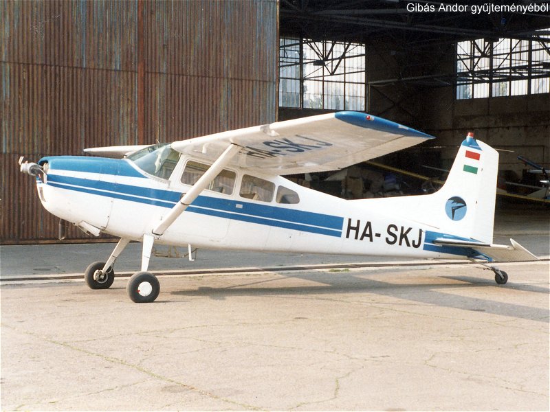 Kép a HA-SKJ lajstromú gépről.