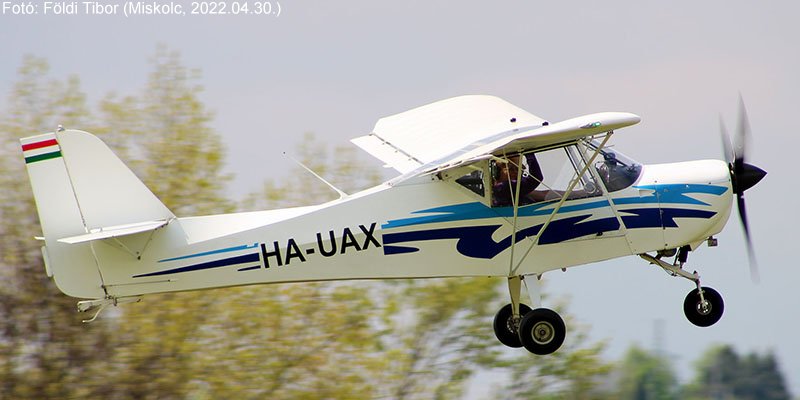 Kép a HA-UAX (2) lajstromú gépről.