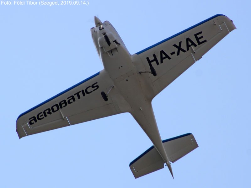 Kép a HA-XAE (3) lajstromú gépről.