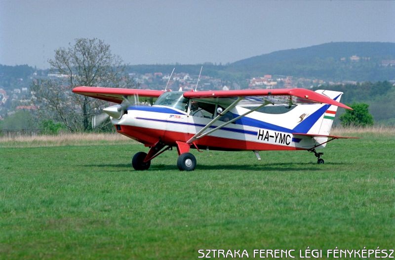 Kép a HA-YMC lajstromú gépről.