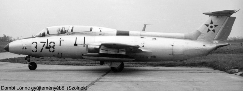 Kép a Aero L-29 Delfín típusú, 378 oldalszámú gépről.