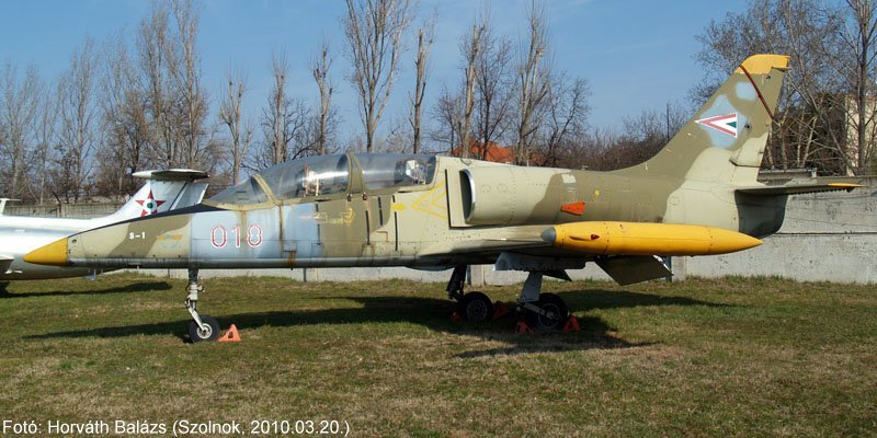 Kép a Aero L-39 Albatros típusú, 018 oldalszámú gépről.