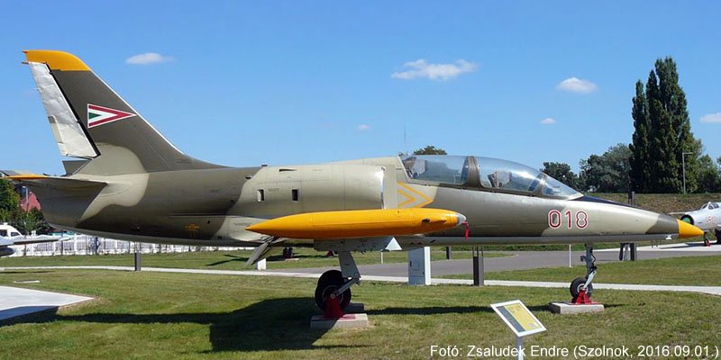 Kép a Aero L-39 Albatros típusú, 018 oldalszámú gépről.