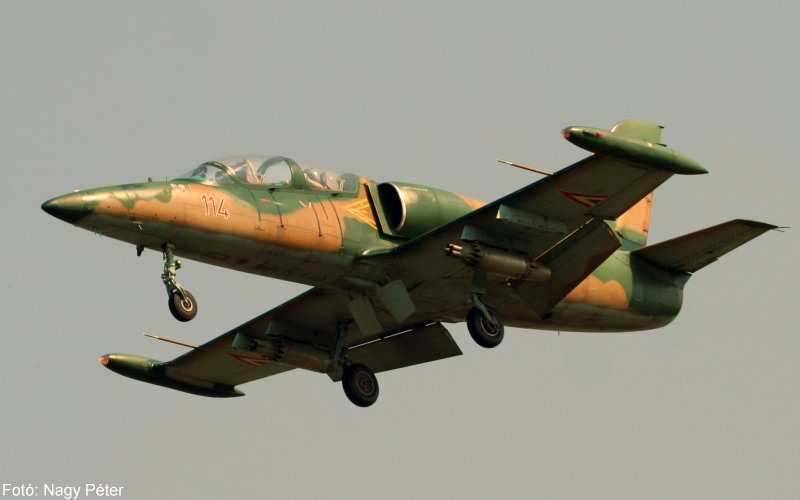 Kép a Aero L-39 Albatros típusú, 114 oldalszámú gépről.