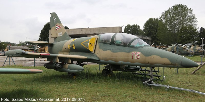 Kép a Aero L-39 Albatros típusú, 115 oldalszámú gépről.