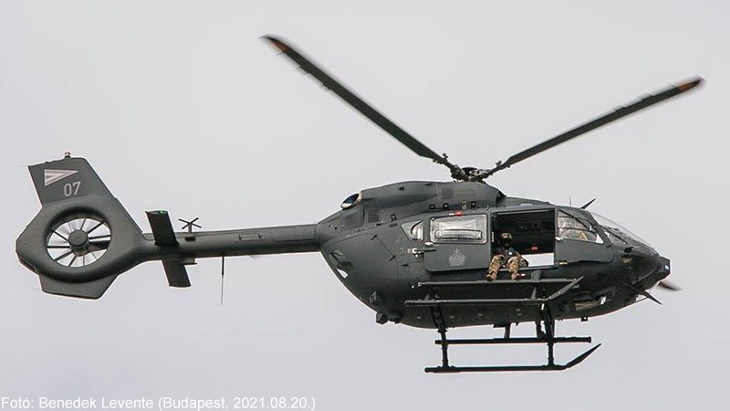 Kép a Airbus Helicopters H145 típusú, 07 oldalszámú gépről.