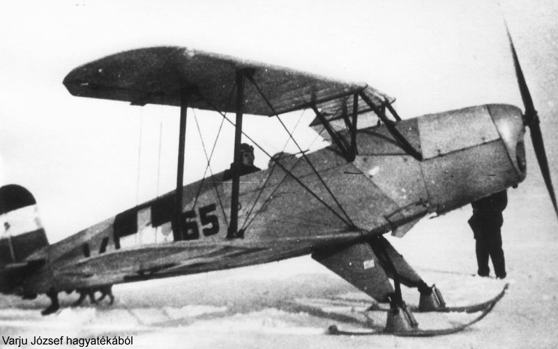 Kép a Bücker Bü 131 típusú, I.465 oldalszámú gépről.