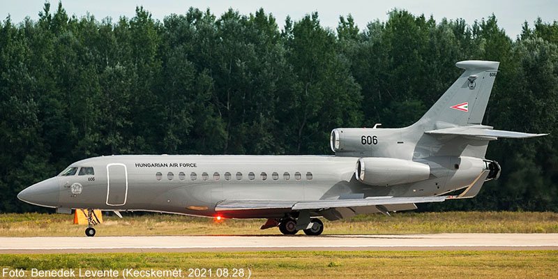 Kép a Dassault Falcon típusú, 606 oldalszámú gépről.