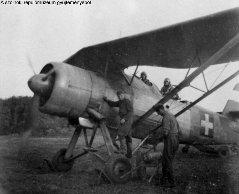 Kép a Heinkel He 46 típusú, F.318 oldalszámú gépről.