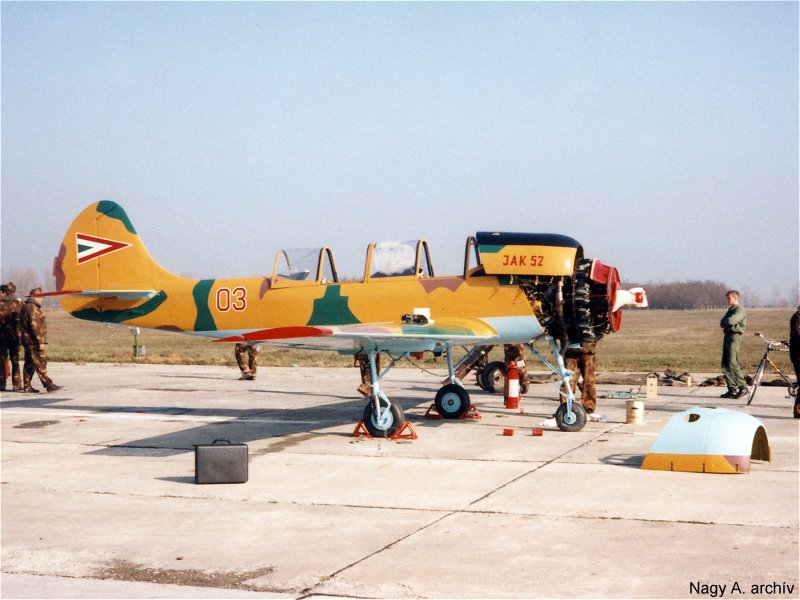 Kép a Jakovlev Jak-52 típusú, 03 oldalszámú gépről.