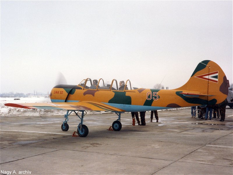 Kép a Jakovlev Jak-52 típusú, 05 oldalszámú gépről.