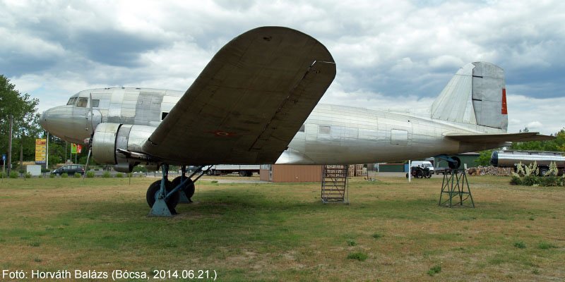 Kép a Liszunov Li-2 típusú, 504 (2) oldalszámú gépről.