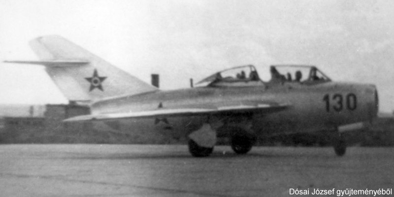 Kép a Mikojan-Gurjevics MiG-15 típusú, 130 (2) oldalszámú gépről.