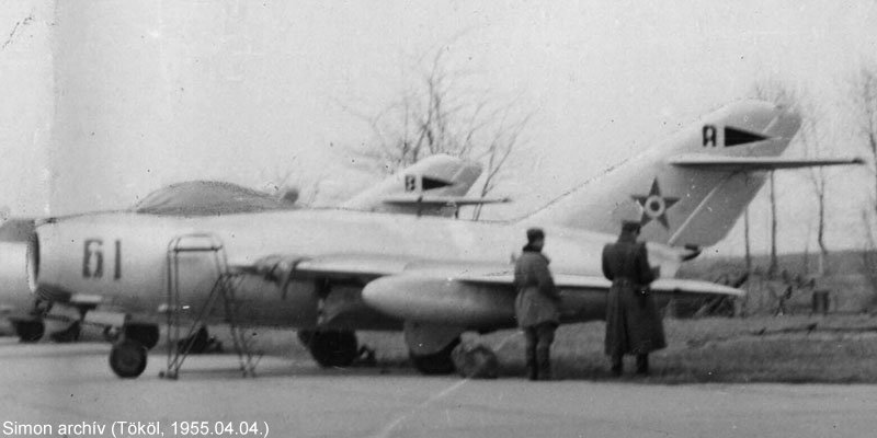 Kép a Mikojan-Gurjevics MiG-15 típusú, 61 oldalszámú gépről.