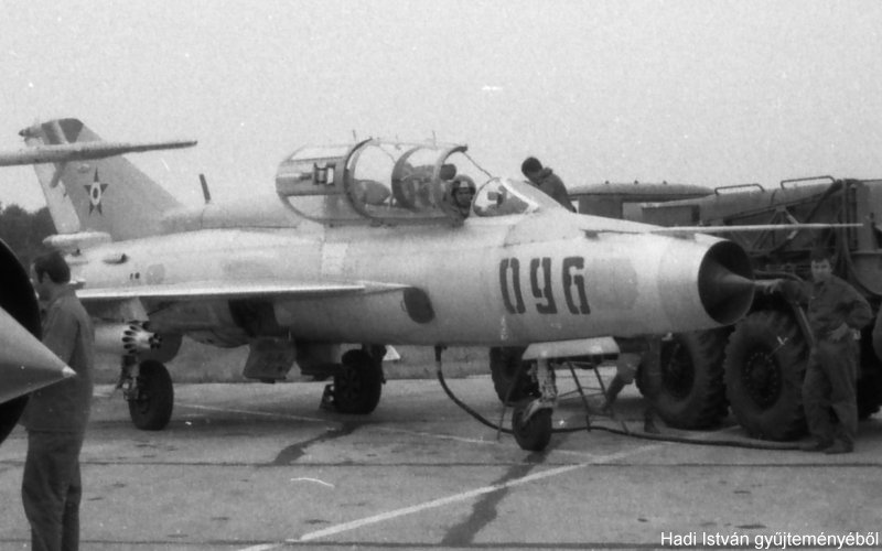 Kép a Mikojan-Gurjevics MiG-21 típusú, 096 oldalszámú gépről.