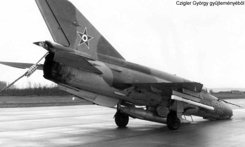 Kép a Mikojan-Gurjevics MiG-21 típusú, 3732 oldalszámú gépről.