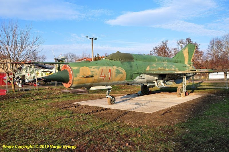 Kép a Mikojan-Gurjevics MiG-21 típusú, 41 oldalszámú gépről.