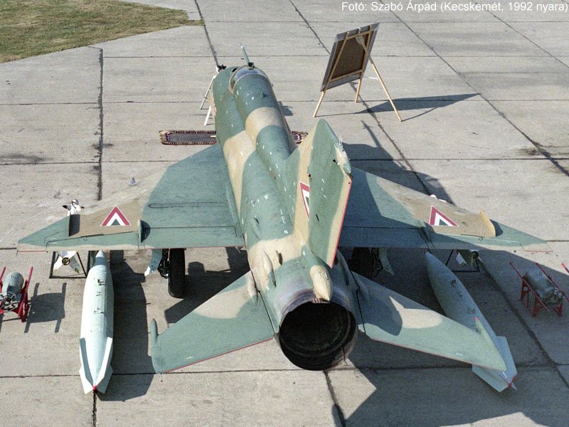 Kép a Mikojan-Gurjevics MiG-21 típusú, 4405 oldalszámú gépről.