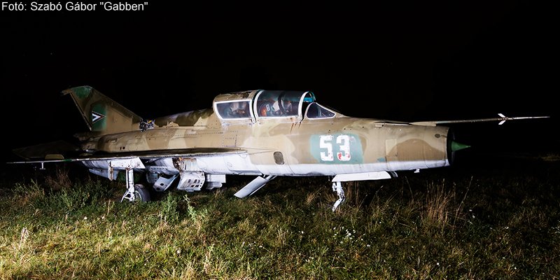 Kép a Mikojan-Gurjevics MiG-21 típusú, 53 oldalszámú gépről.