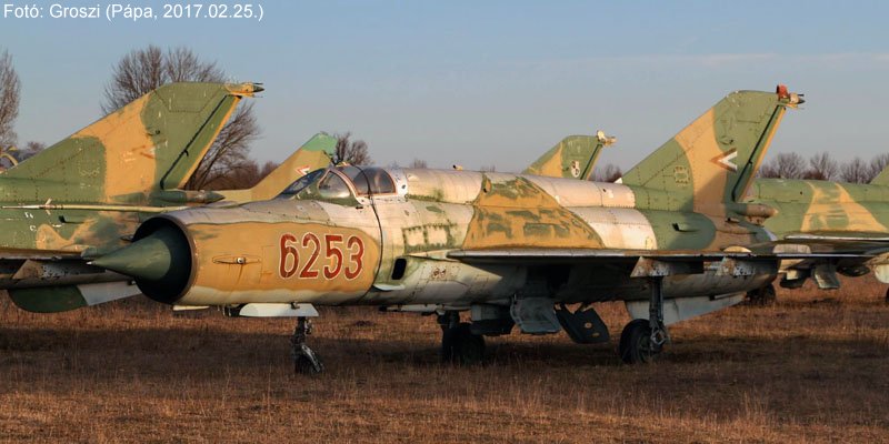 Kép a Mikojan-Gurjevics MiG-21 típusú, 6253 oldalszámú gépről.