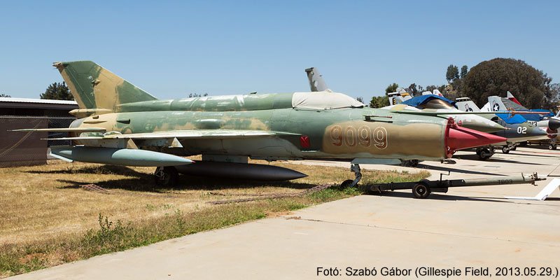 Kép a Mikojan-Gurjevics MiG-21 típusú, 9099 oldalszámú gépről.