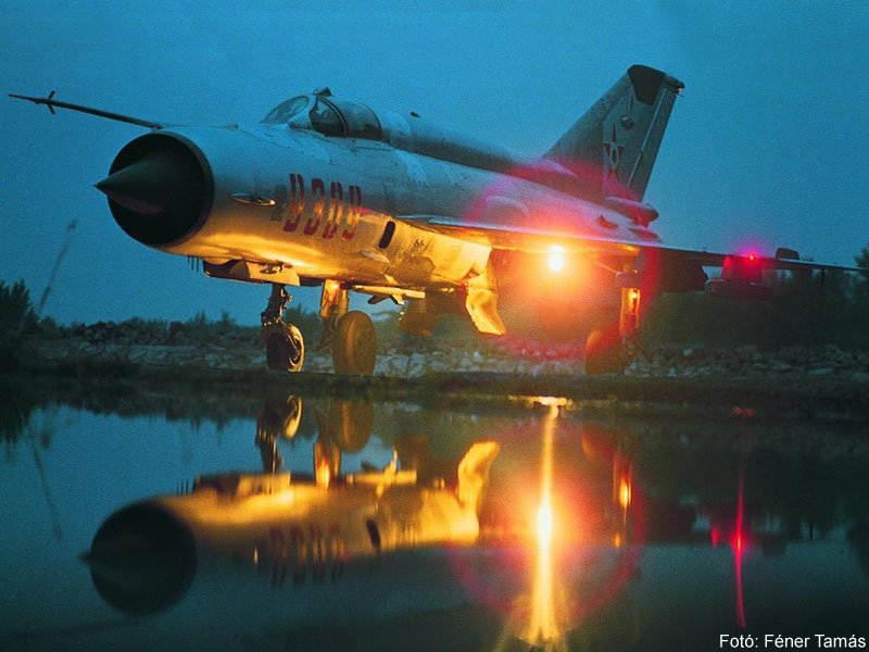 Kép a Mikojan-Gurjevics MiG-21 típusú, 9309 oldalszámú gépről.