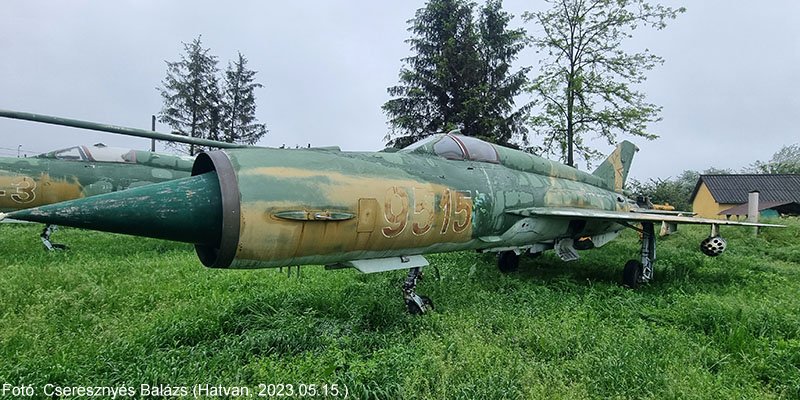 Kép a Mikojan-Gurjevics MiG-21 típusú, 9515 oldalszámú gépről.