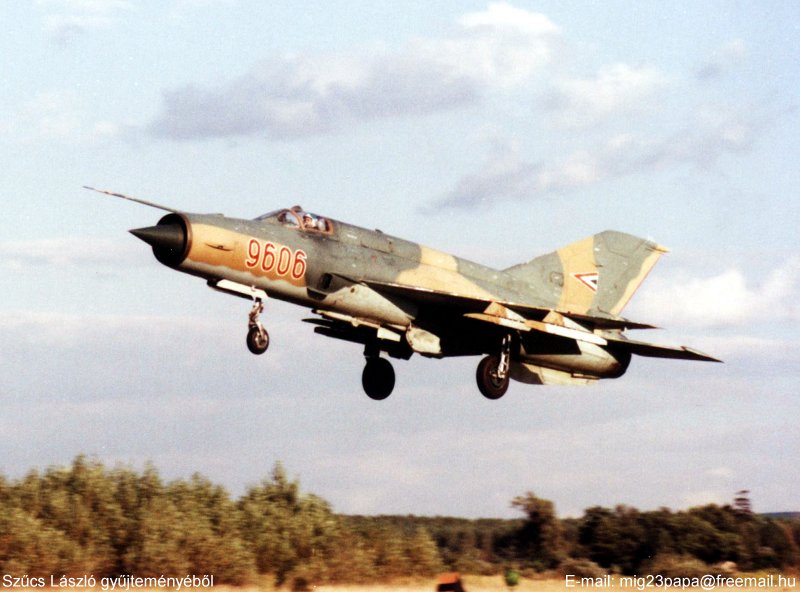 Kép a Mikojan-Gurjevics MiG-21 típusú, 9606 oldalszámú gépről.