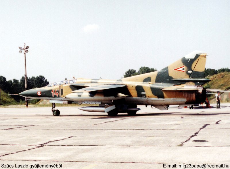 Kép a Mikojan-Gurjevics MiG-23 típusú, 14 oldalszámú gépről.