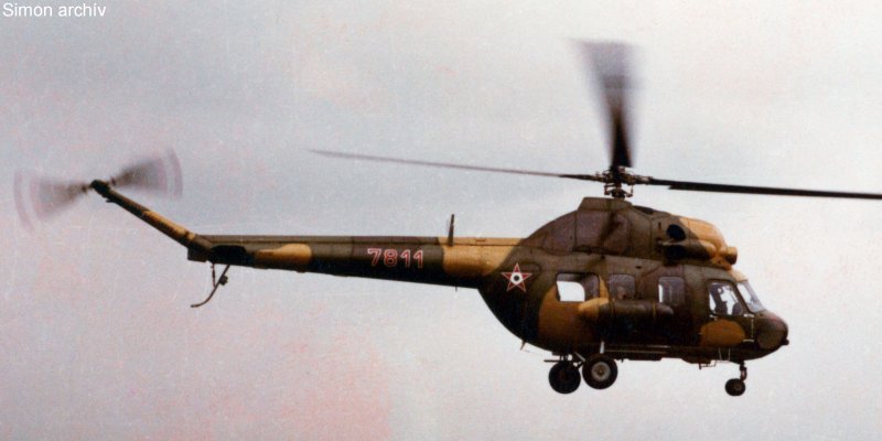 Kép a Mil Mi-2 típusú, 7811 oldalszámú gépről.