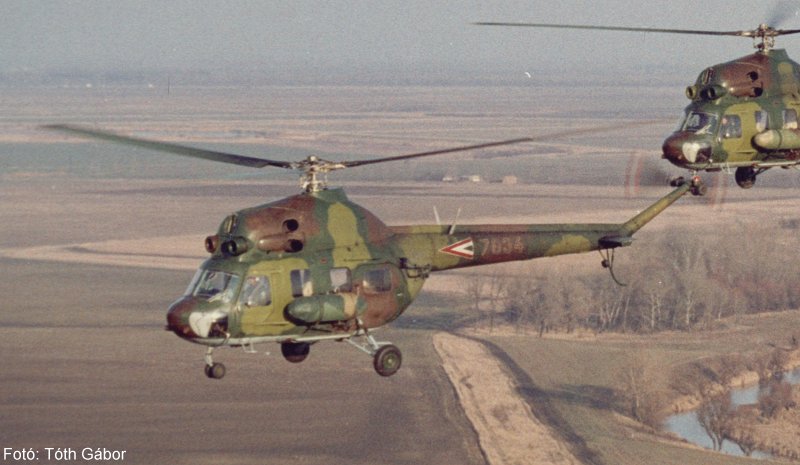 Kép a Mil Mi-2 típusú, 7834 oldalszámú gépről.