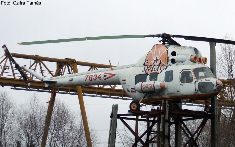 Kép a Mil Mi-2 típusú, 7834 oldalszámú gépről.