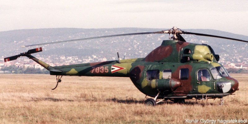 Kép a Mil Mi-2 típusú, 7835 oldalszámú gépről.