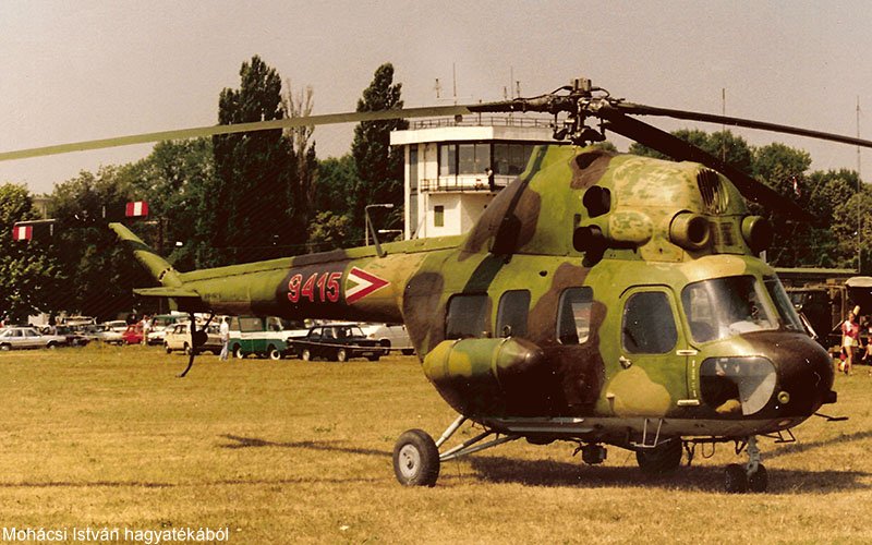 Kép a Mil Mi-2 típusú, 9415 oldalszámú gépről.