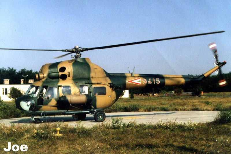 Kép a Mil Mi-2 típusú, 9415 oldalszámú gépről.