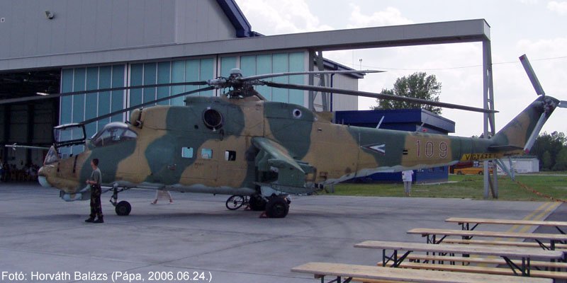 Kép a Mil Mi-24 típusú, 109 (2) oldalszámú gépről.