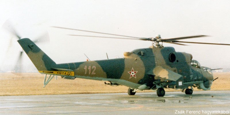 Kép a Mil Mi-24 típusú, 112 (2) oldalszámú gépről.