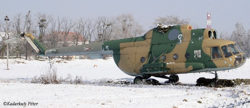 Kép a Mil Mi-8 típusú, 10426 oldalszámú gépről.