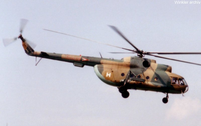 Kép a Mil Mi-8 típusú, 10439 oldalszámú gépről.