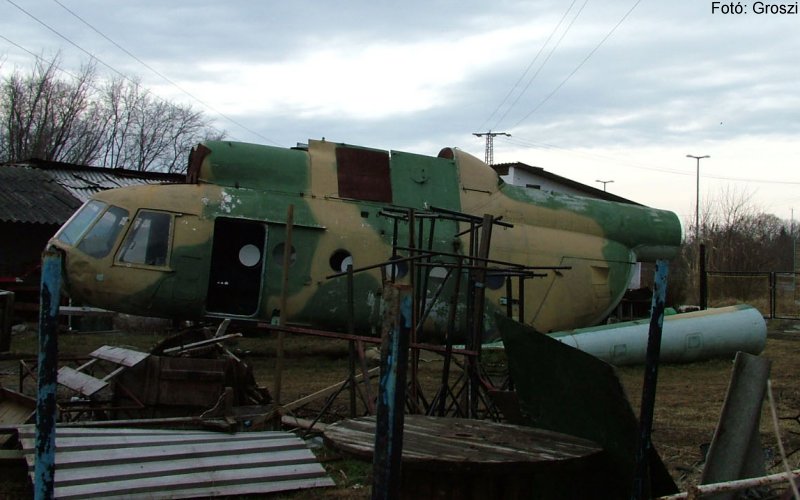 Kép a Mil Mi-8 típusú, 736 oldalszámú gépről.