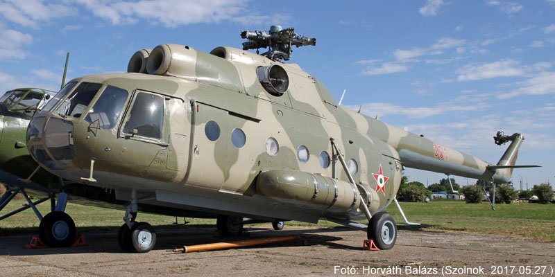 Kép a Mil Mi-9 Ivolga típusú, 001 oldalszámú gépről.