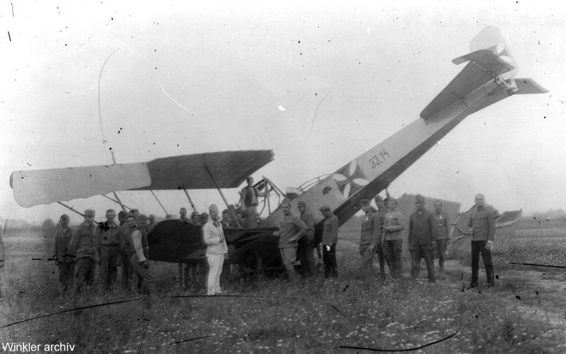 Kép a Aviatik B.III típusú, 33.14 oldalszámú gépről.