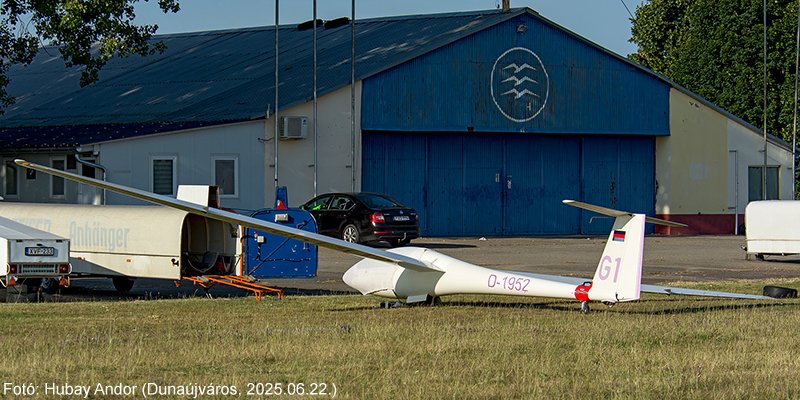 Kép a D-1952 lajstromú gépről.